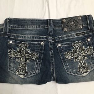 Miss Me Signature Bermuda Shorts Size 27